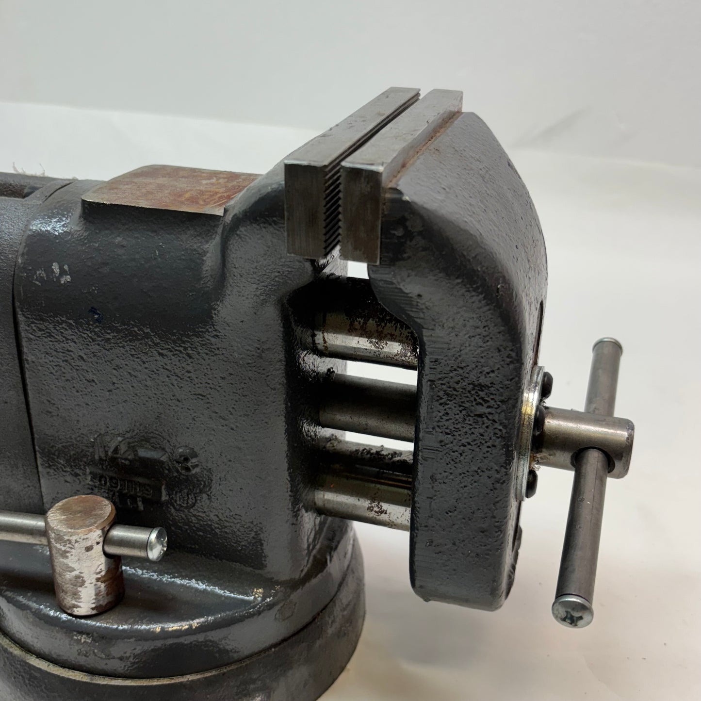HEINRICH PRODUCTION BENCH VISE MODEL 14