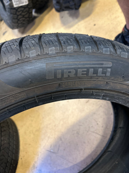USED PIRELLI SCORPION WINTER BSW P 255 45 20 105V XL WINTER TIRE 2804800
