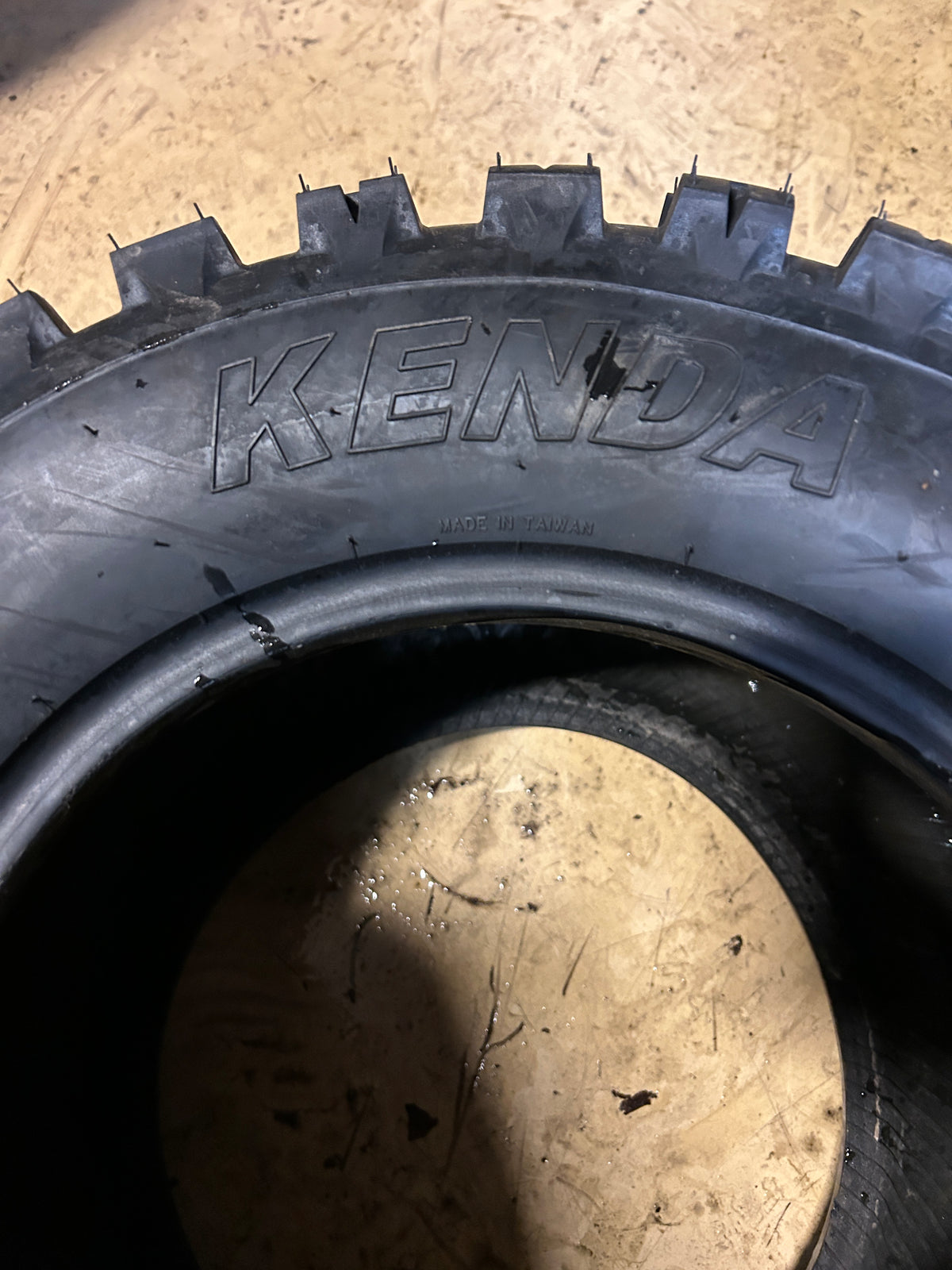 KENDA TERRA TRAC 98A3 BSW 24 12 12 4PLY ATV/UTV TIRE 105021224B1