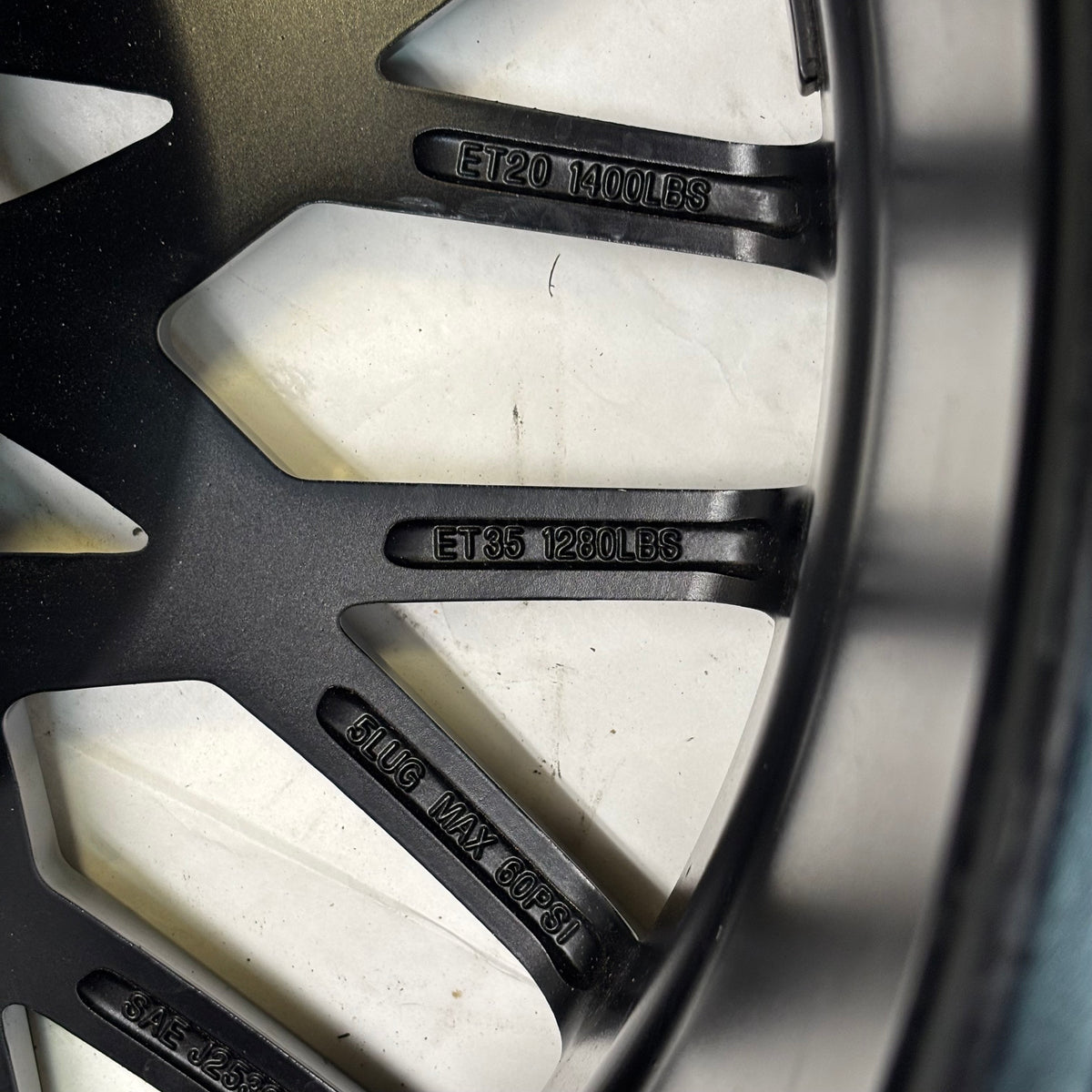 AMERICAN RACING AR927 BARRAGE SATIN BLACK WHEEL 20X9 ET35 5x114.3 AR92729012735