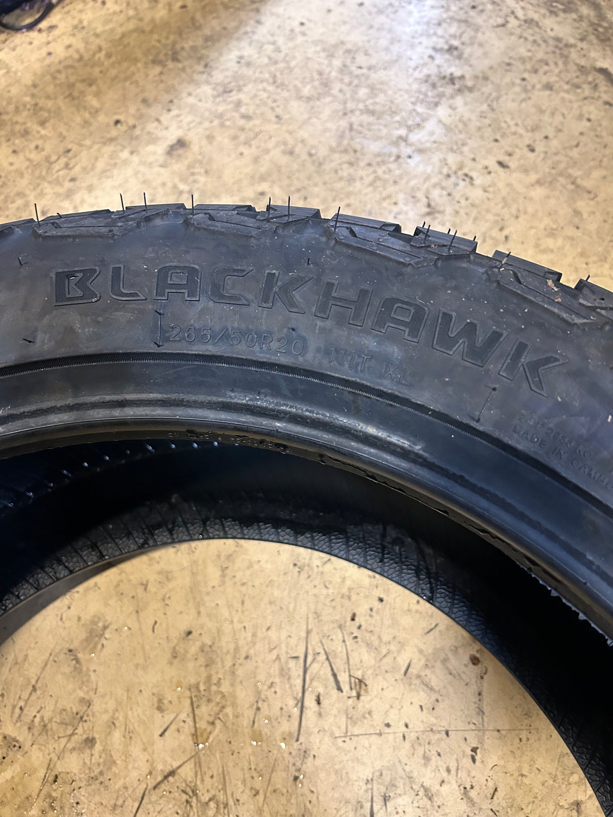 BLACKHAWK RIDGECRAWLER A/T P 265 50 20 111T XL ALL TERRAIN TIRE 4120880V