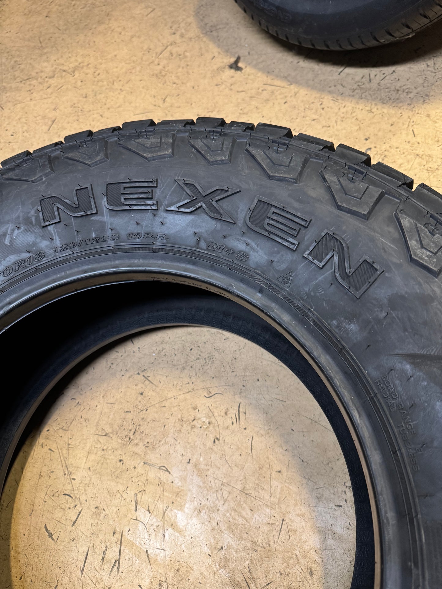NEXEN ROADIAN ATX BSW LT 295 70 18 129/126 10PLY ALL TERRAIN TIRE 18754NXK