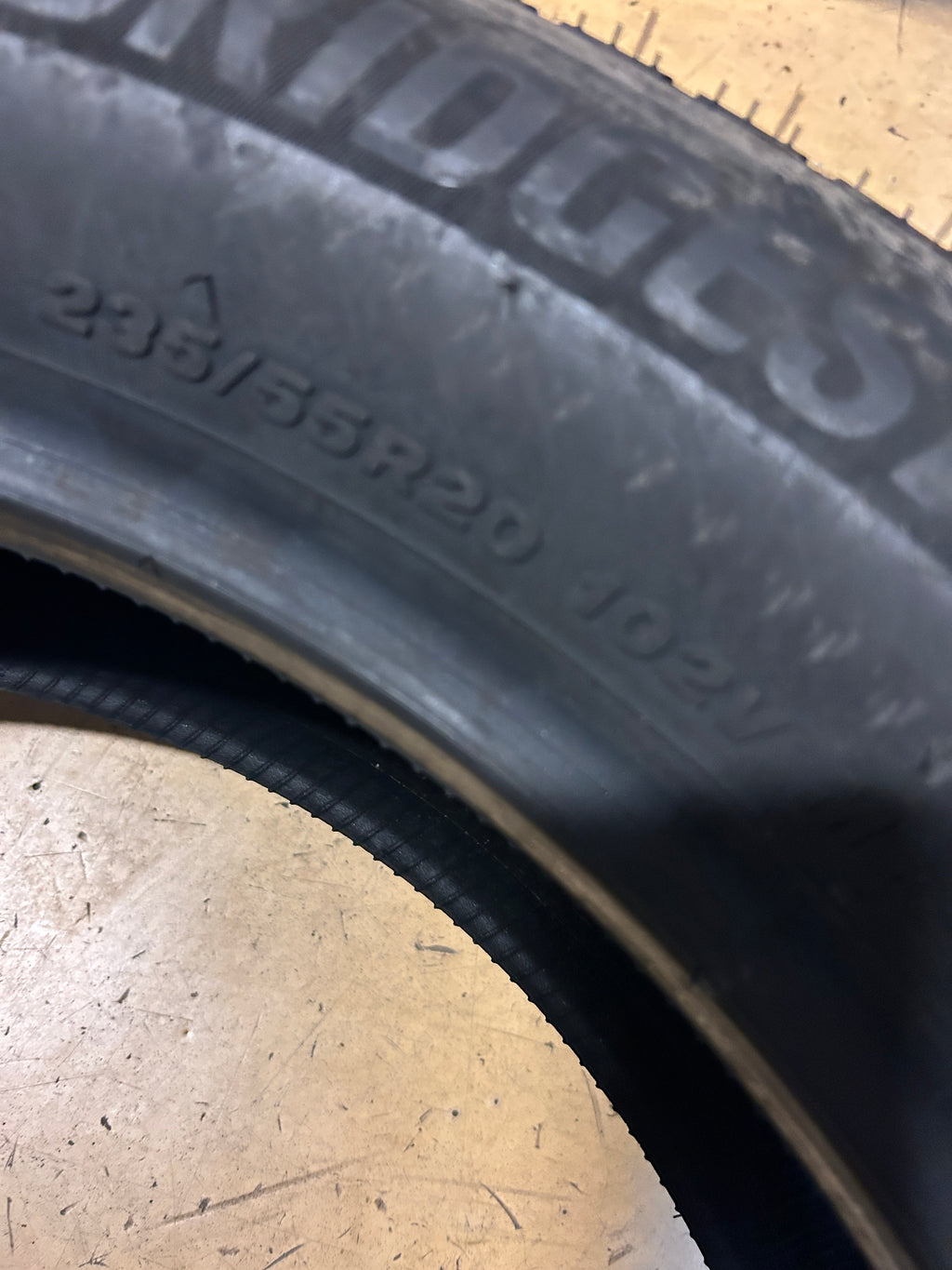 BRIDGESTONE ALENZA AS ULTRA BSW P 235 55 20 102V  ALL SEASON TIRE 008345