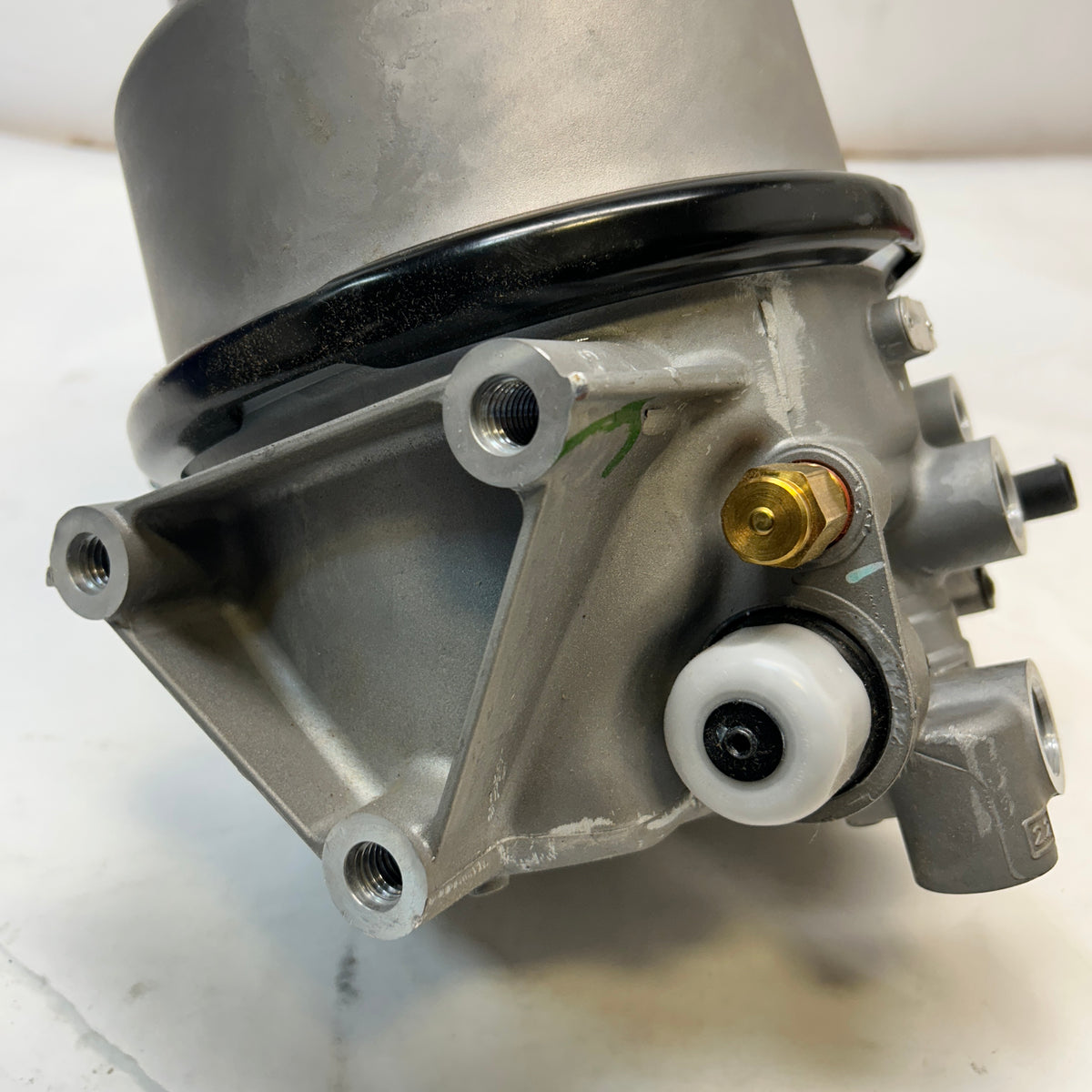 WABCO 432-480-341-0 HP Air Brake Dryer - 12V, Coalescing Cartridge, with Purge Tank