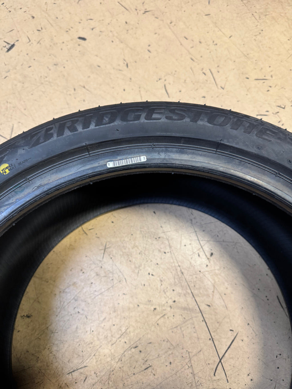 BRIDGESTONE POTENZA S007 BSW P 245 40 19 94W UHP SUMMER TIRE 009044