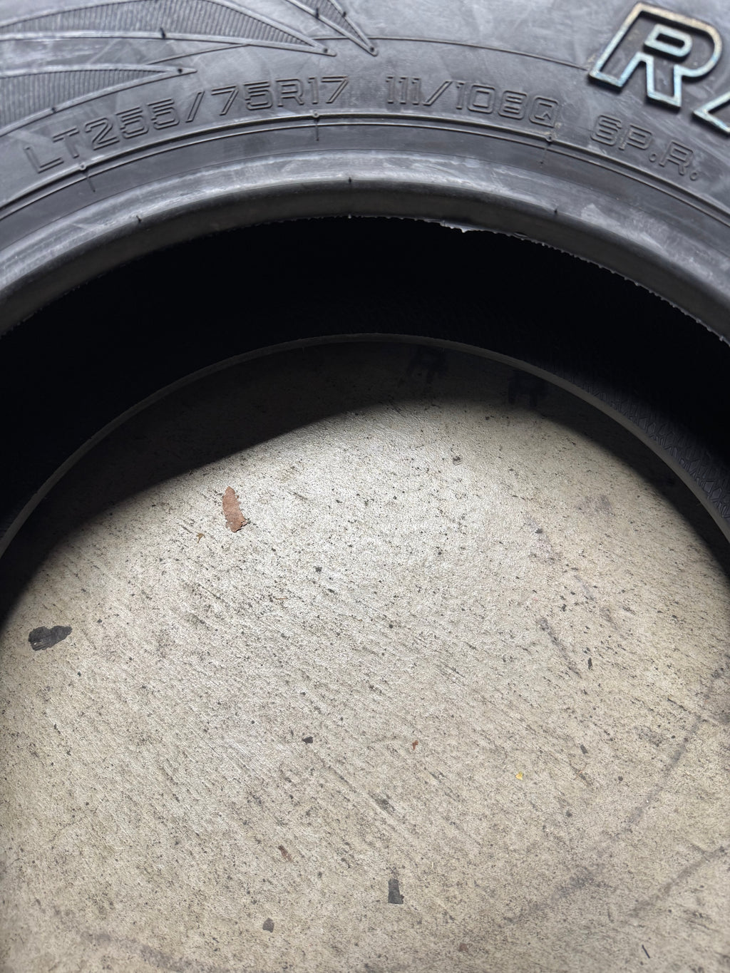 NOS NAKANG MUD STAR RADIAL M/T OWL LT 255 75 17 111/108Q 6PLY MUD TERRAIN TIRE 22130002