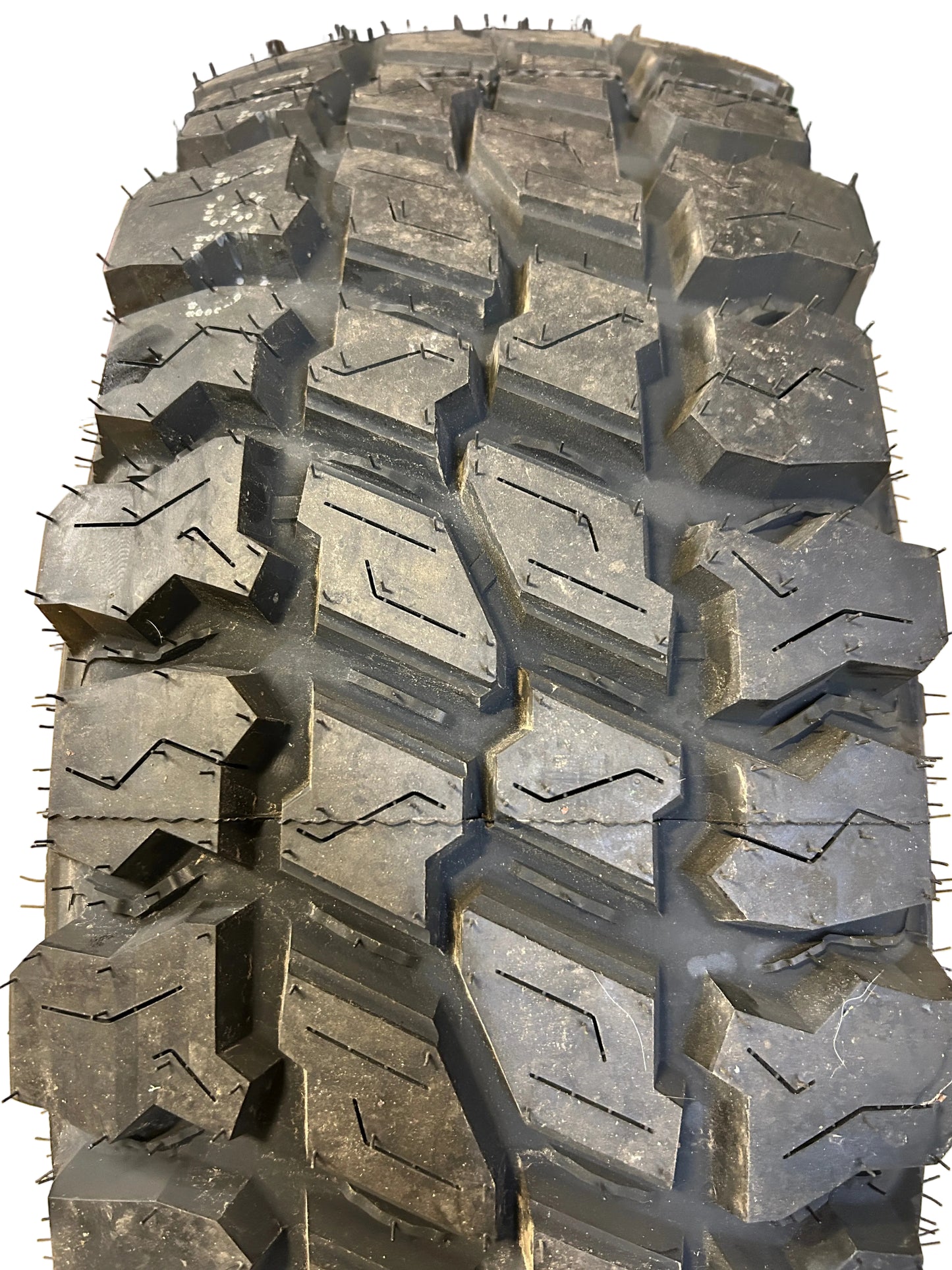 MUD CLAW COMP MTX BSW LT 275 65 20 126/123Q 10PLY MUD TIRE MTX43