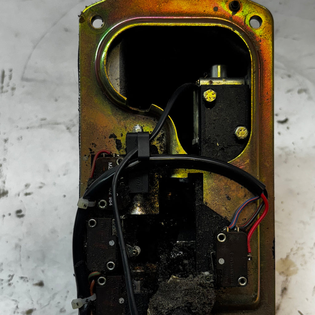 PORSCHE 911 TIPTRONIC TRANSMISSION SHIFTER GENUINE OEM 9434261316R