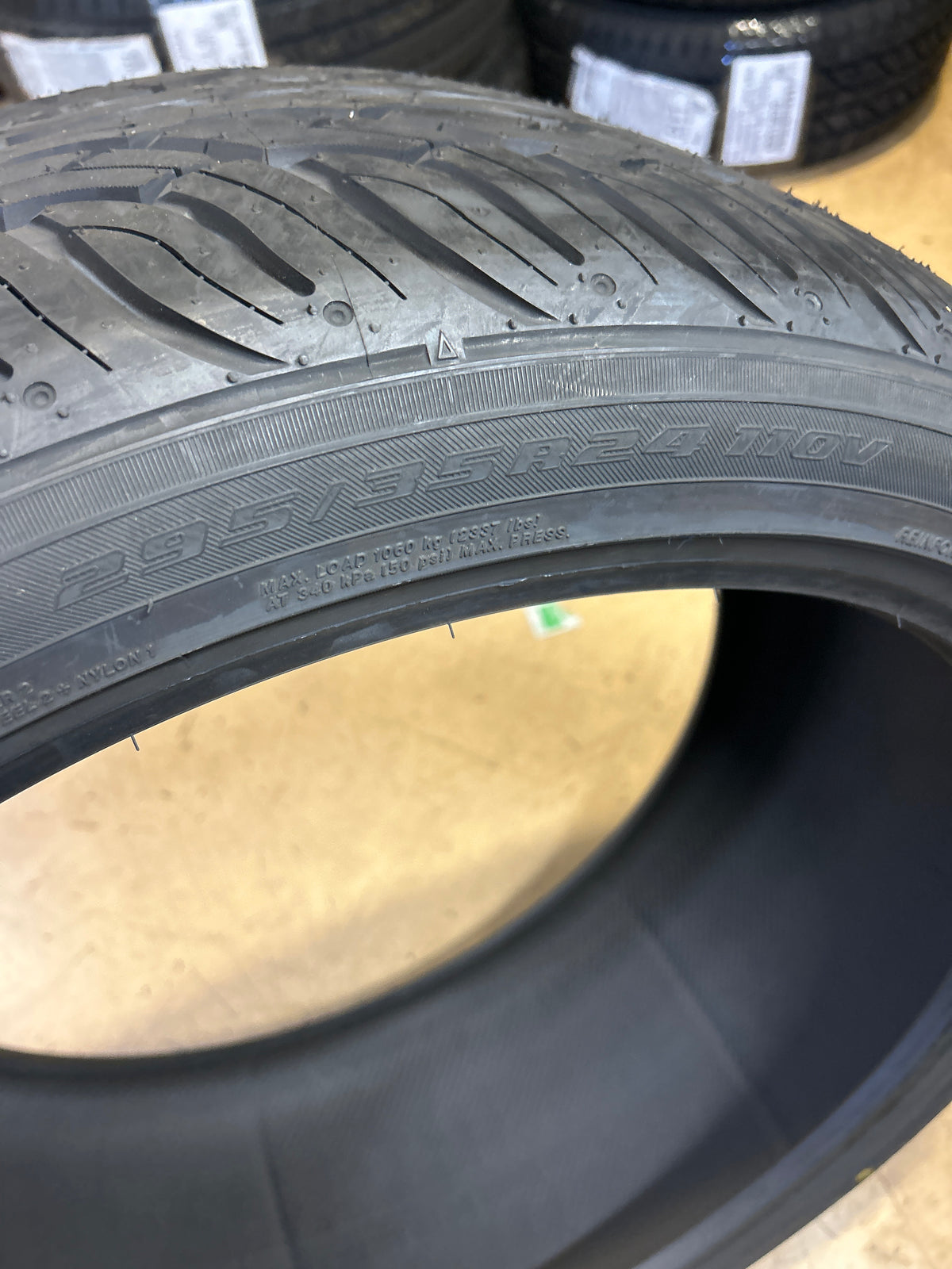 YOKOHAMA PARADA SPEC X BSW P 295 35 24 110V ALL SEASON TIRE 110100210