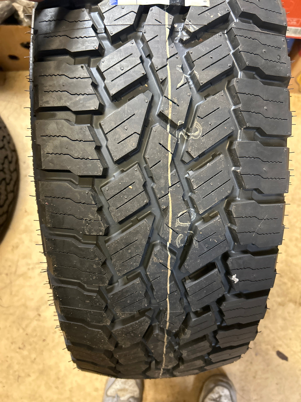 FALKEN RUBITREK A/T01 BSW P 265 70 18 116T  ALL TERRAIN TIRE 28074757