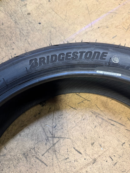 BRIDGESTONE BATTLAX SPORT TOURING T32 BSW 160 60 18 70W REAR MOTORCYCLE TIRE 12668