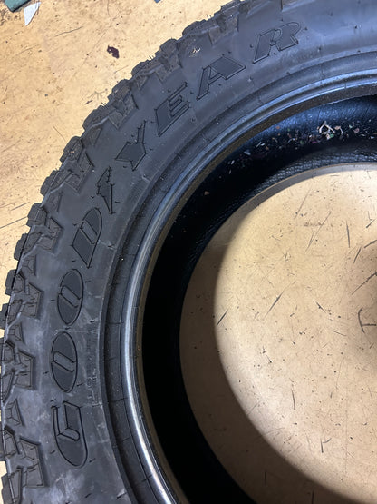 GOODYEAR WRANGLER ULTRA TERRAIN AT P 275 60 20 115S ALL TERRAIN TIRE 475178778