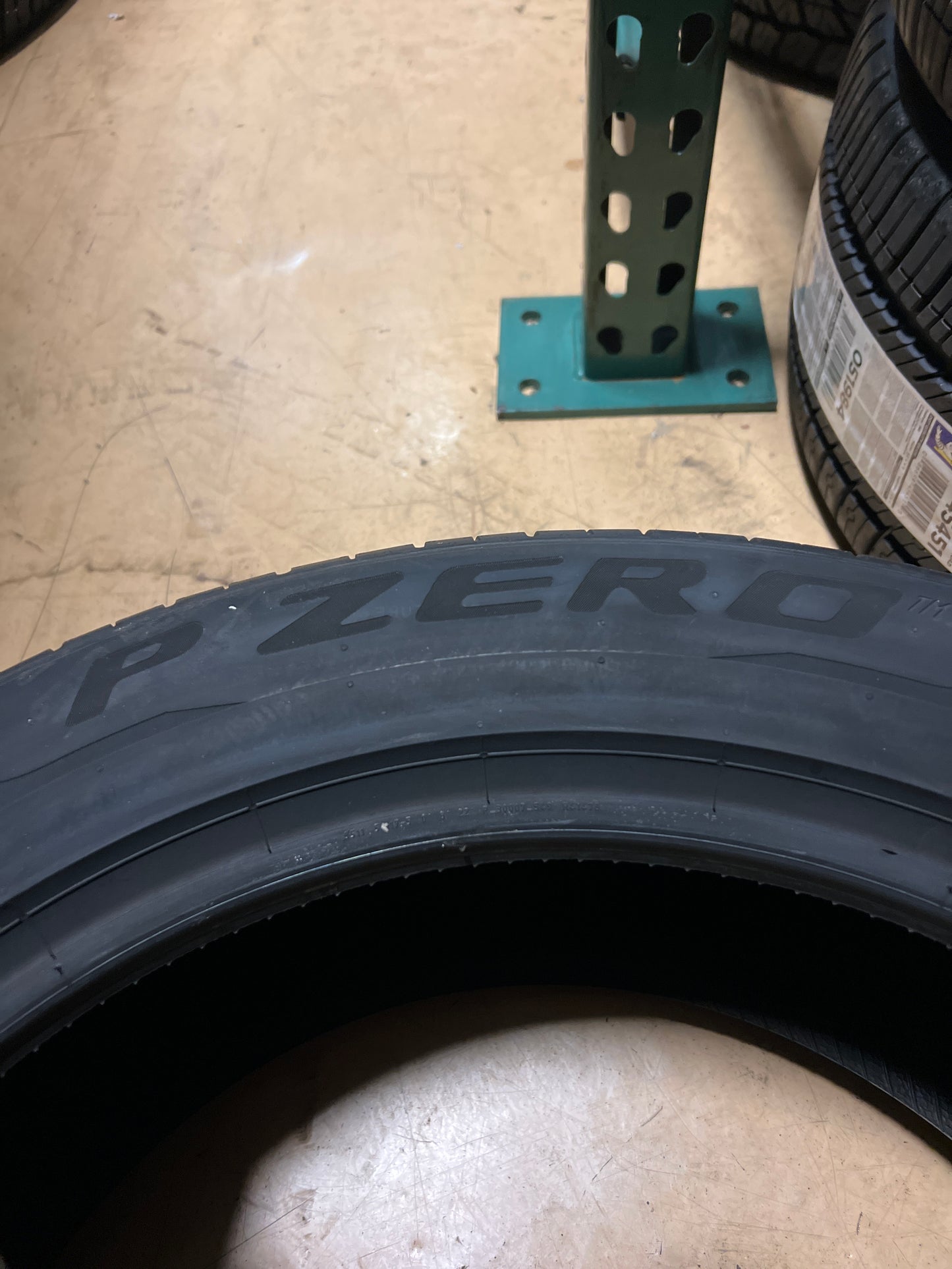 2 NOS PIRELLI P ZERO (PZ4-SPORT) P 285 45 20 108W SL SUMMER  TIRE 2728400