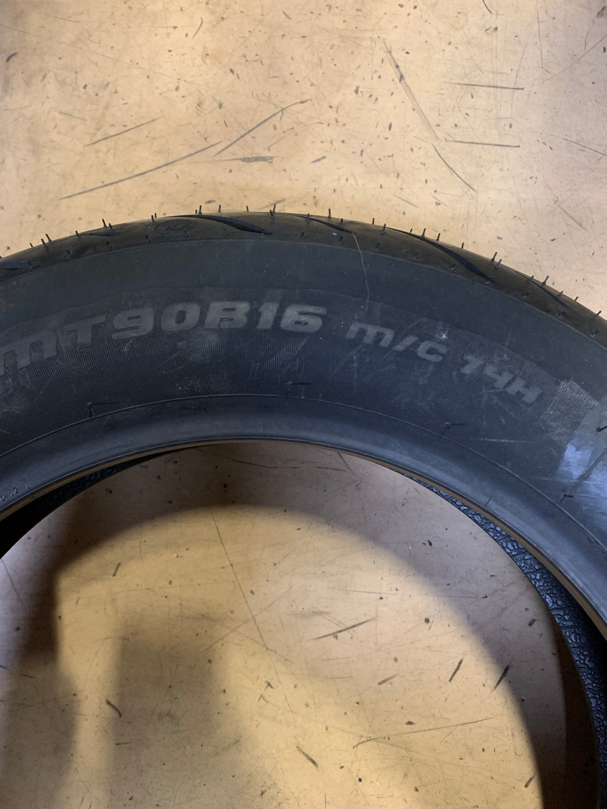 METZELER CRUISETEC BSW  MT 90 16 74H REAR MOTORCYCLE TIRE 3578300