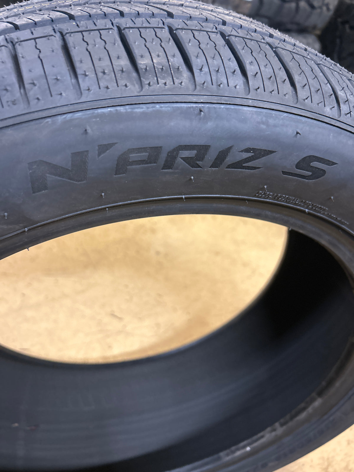 NEXEN NPRIZ S BSW P 215 50 18 92V ALL SEASON TIRE 12828NXK