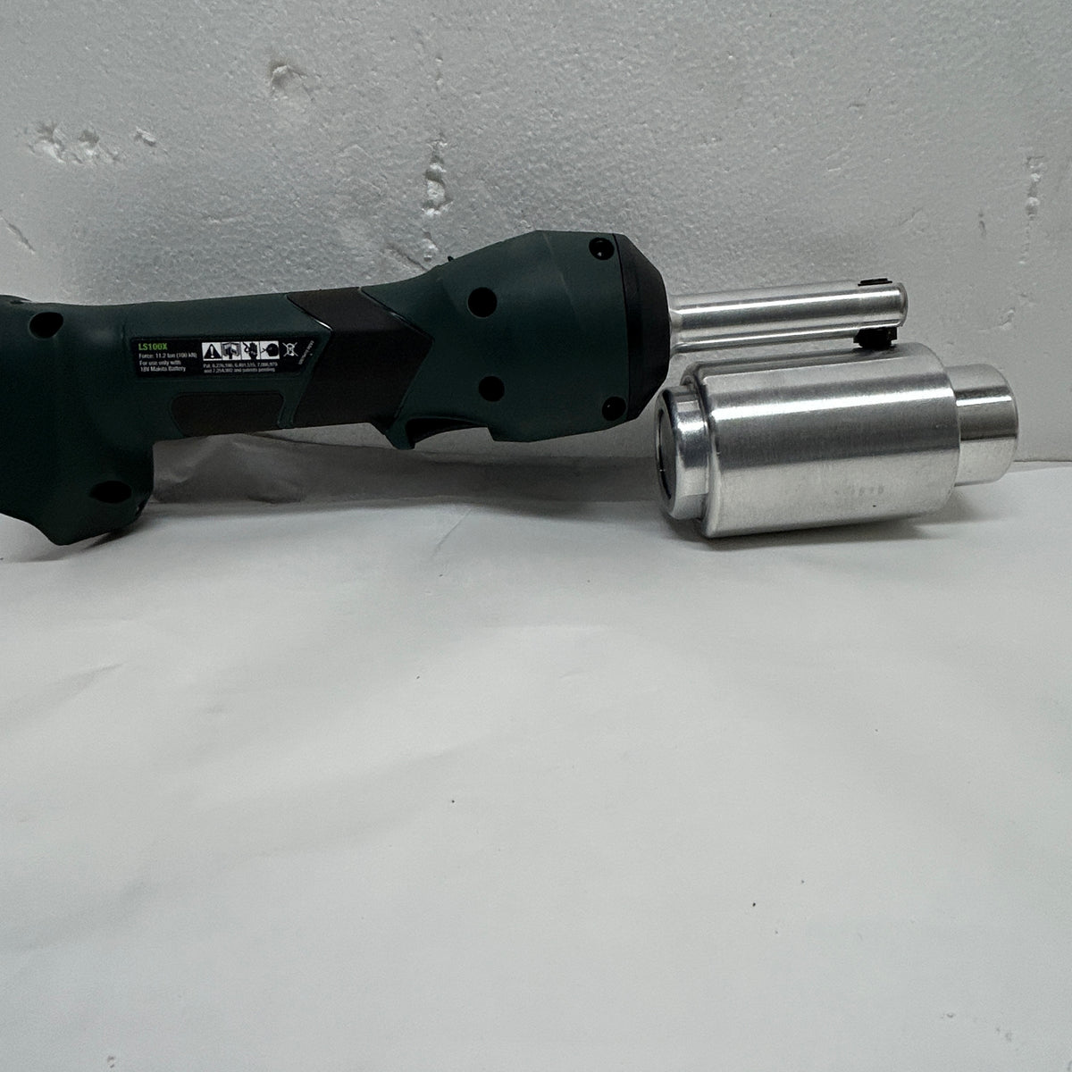 GREENLEE GATOR INTELLIPUNCH BATTERYHYDRAULIC KNOCKOUT DRIVER KIT  LS100X11SB4X