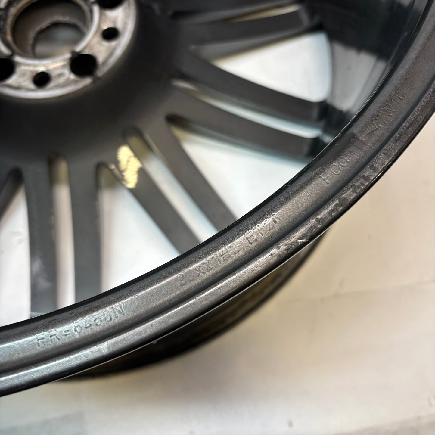 GENUINE PORSCHE MACAN 21 INCH STAGGERED SET F:21X9 ET26 R:21X10 ET26 WHEELS