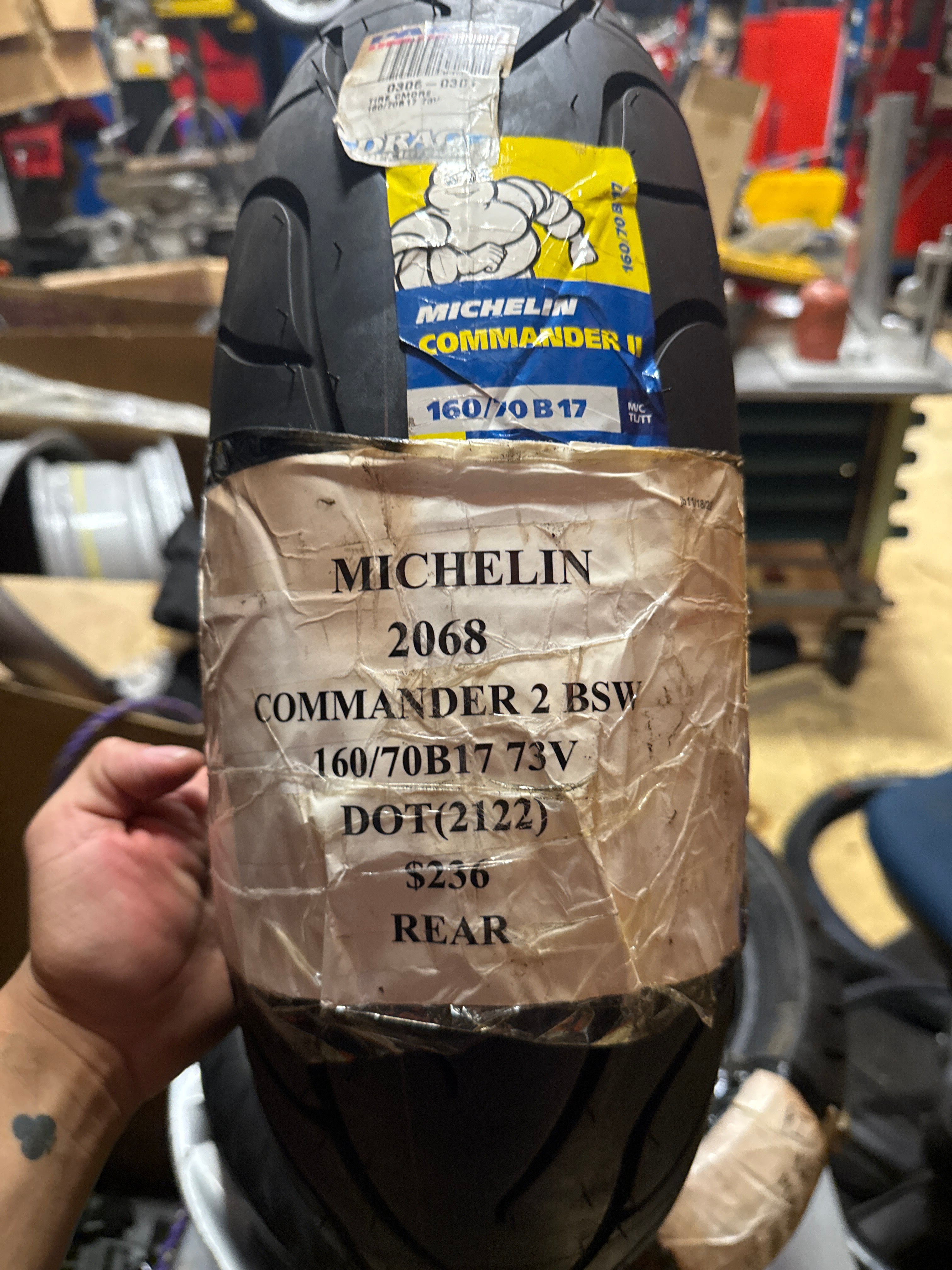 MICHELIN COMMANDER II BSW 160 70 17 73V FRONT MOTORCYCLE TIRE 02068