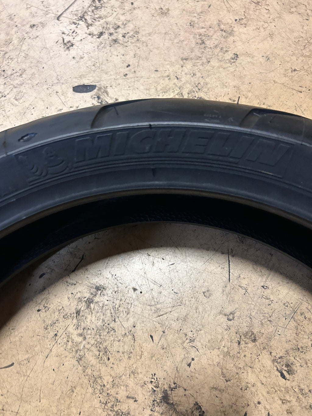 MICHELIN SCORCHER 11 BSW 160 60 18 70V FRONT MOTORCYCLE TIRE 11169