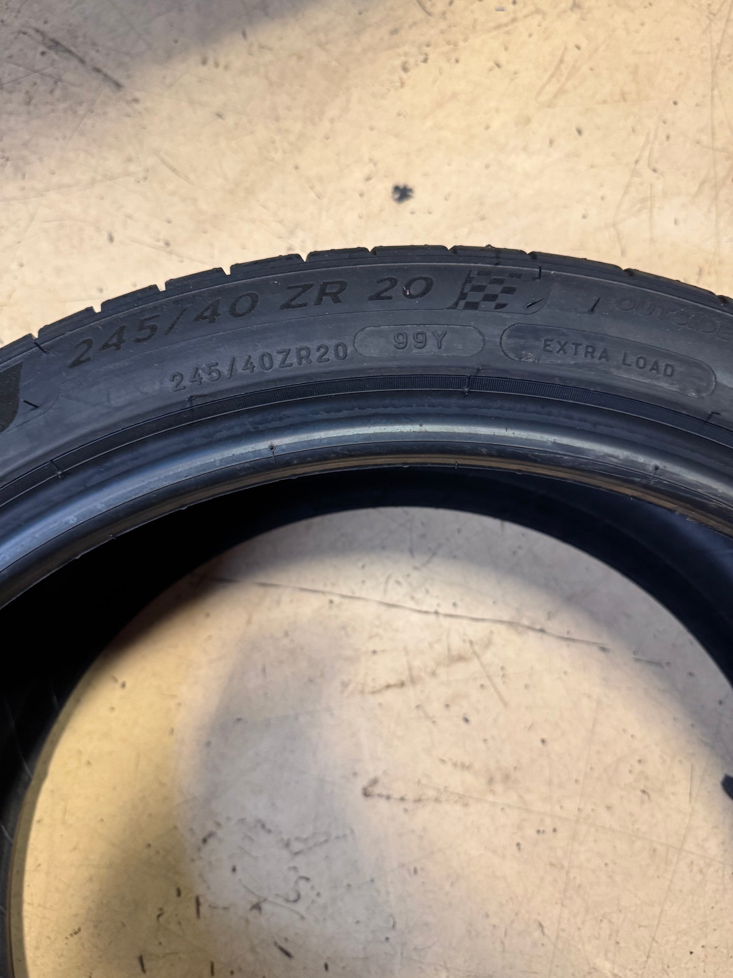 MICHELIN PILOT SPORT 4 RUNFLAT BSW P 245 40 20 99Y XL SUMMER TIRE 23693