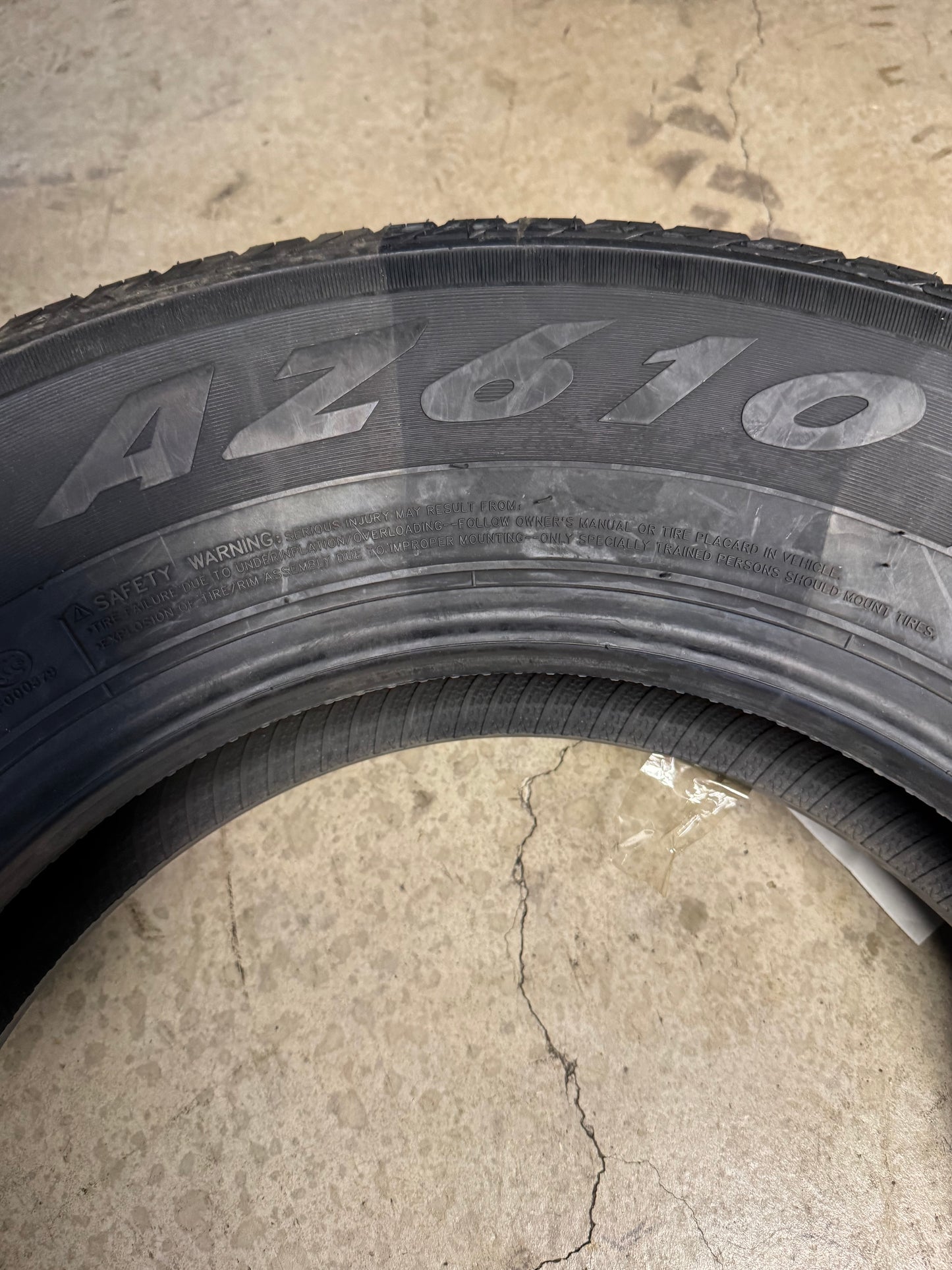 NOS ATTURO AZ610 BSW P 245 70 17 110H ALL SEASON TIRE 53014