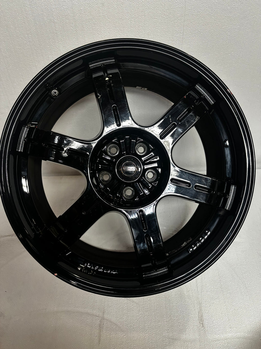 2 USED FRONT REPAINTED NISSAN GTR GT-R R35 20X9.5 ET45 5X4.5