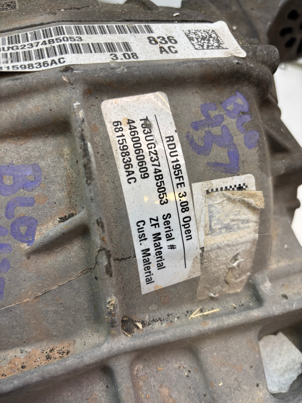 USED GENUINE MOPAR REAR AXLE DIFFERENTIAL CHRYSLER 300 DODGE CHARGER 6815936AC