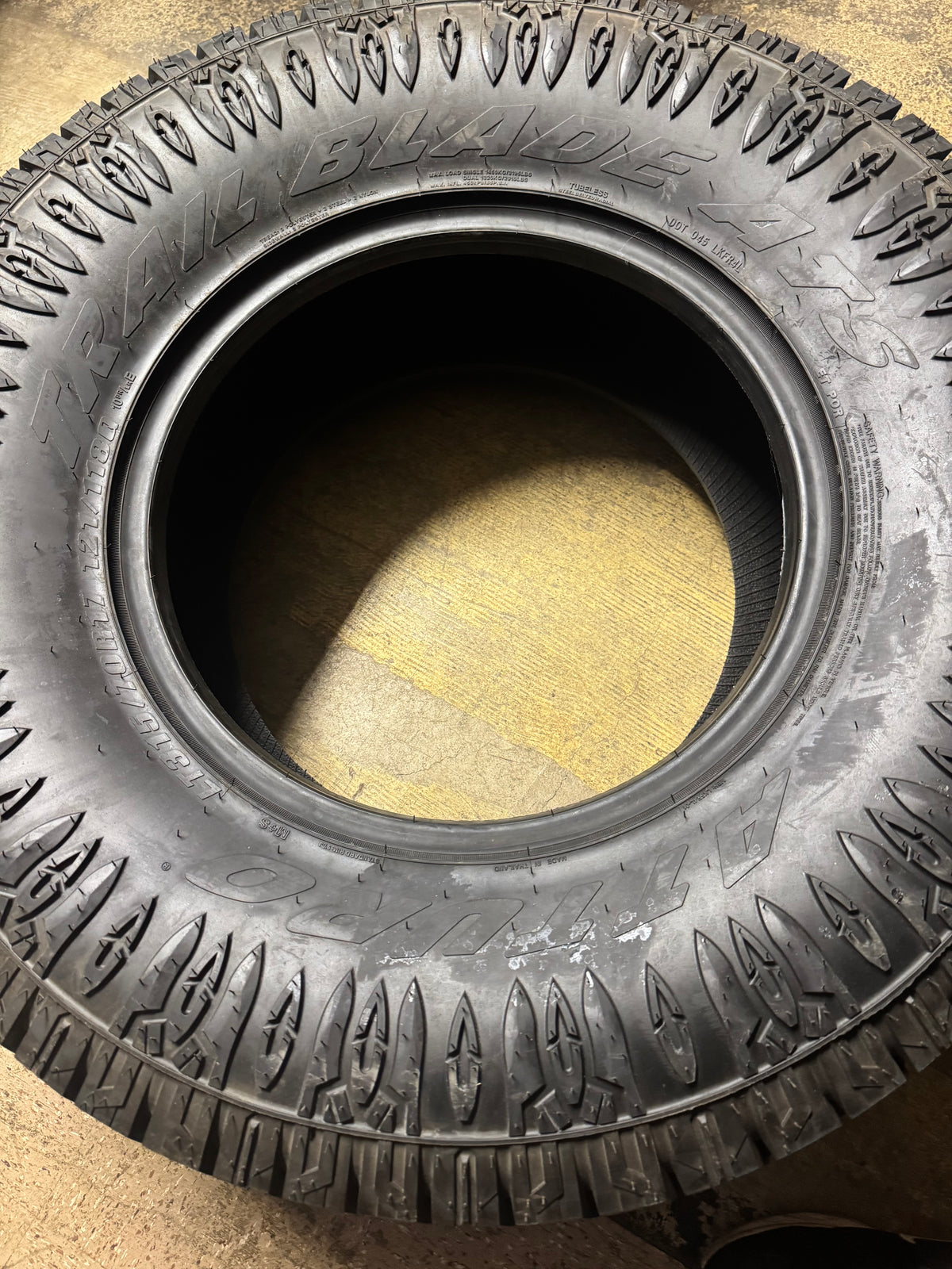 ATTURO TRAIL BLADE ATS BSW LT 315 70 17 121/118Q 10PLY ALL TERRAIN TIRE TBASLKFR4LA