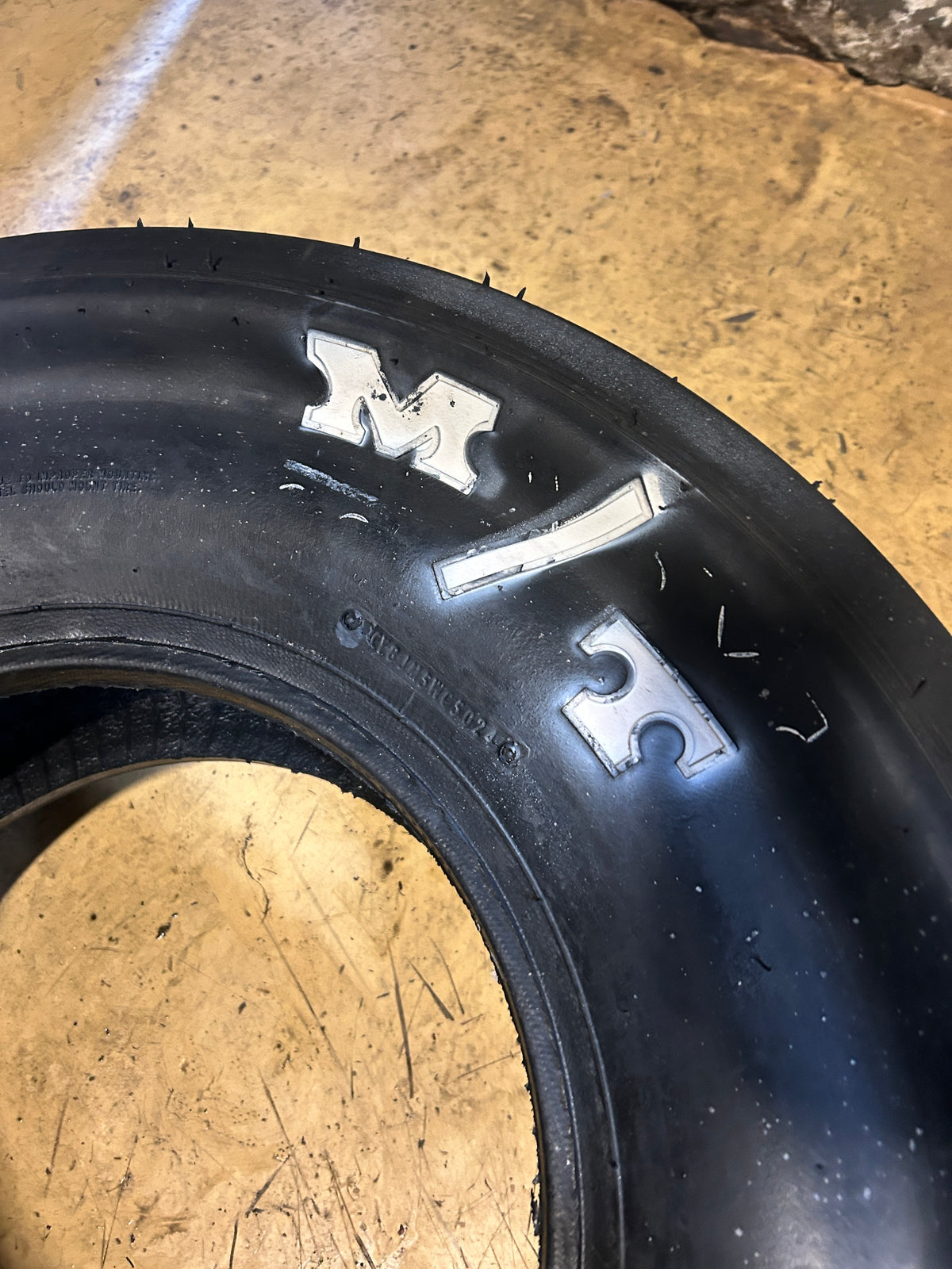 MICKEY THOMPSON ET DRAG BSW 29.5 10.5 15 DRAG TIRE 6723062S