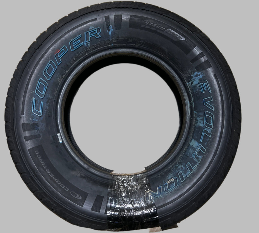 NOS COOPER EVOLUTION H/T ROWL P 235 75 15 109T ALL SEASON TIRE 90000032216