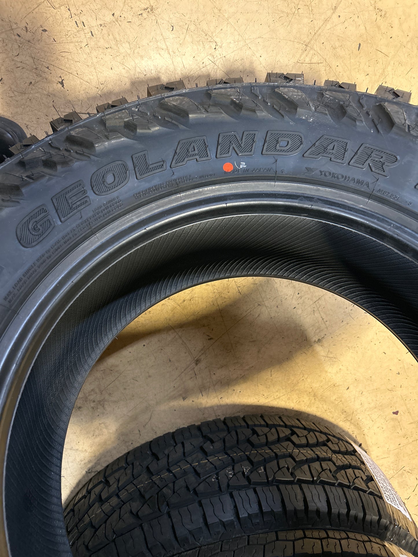 2 YOKOHAMA GEOLANDAR M/T G003 BSW LT275 65 18 123/120Q 10P MUD TIRE 110133330