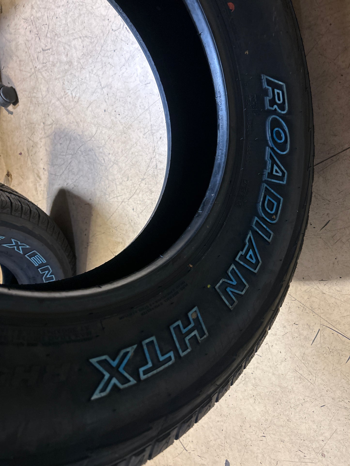 NOS 2 NEXEN ROADIAN HTX RH5 OWL P 255 70 17 112T HIGHWAY TIRE 11740NXK