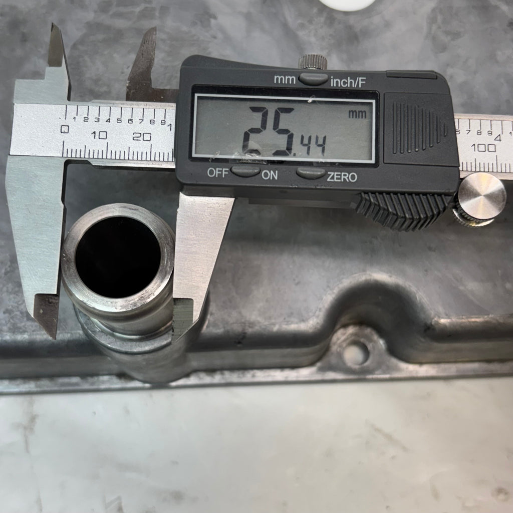 UNBRANDED 6 BOLT SHALLOW VALVE COVER