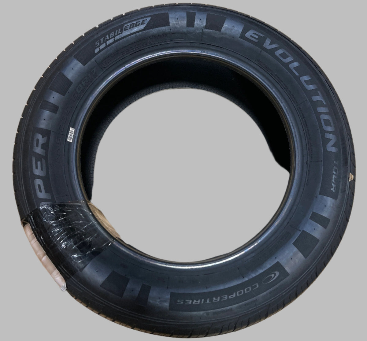 NEW OLD STOCK COOPER EVOLUTION TOUR P 235 60 17 102T SL ALL SEASON TIRE  90000032862
