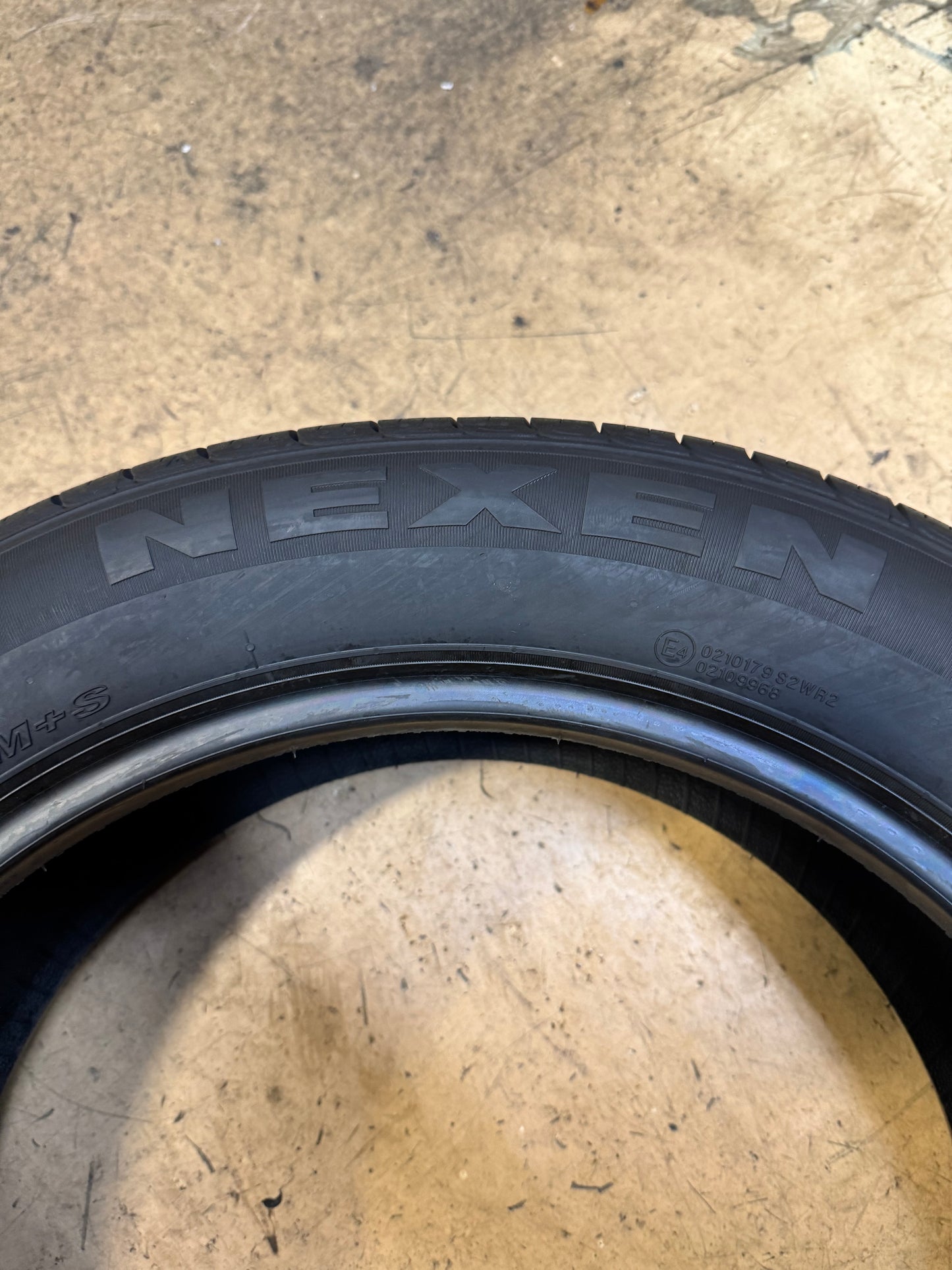 NOS NEXEN NPRIZ RH7 BSW P 225 55 19 99H ALL SEASON TIRE 16490NXK