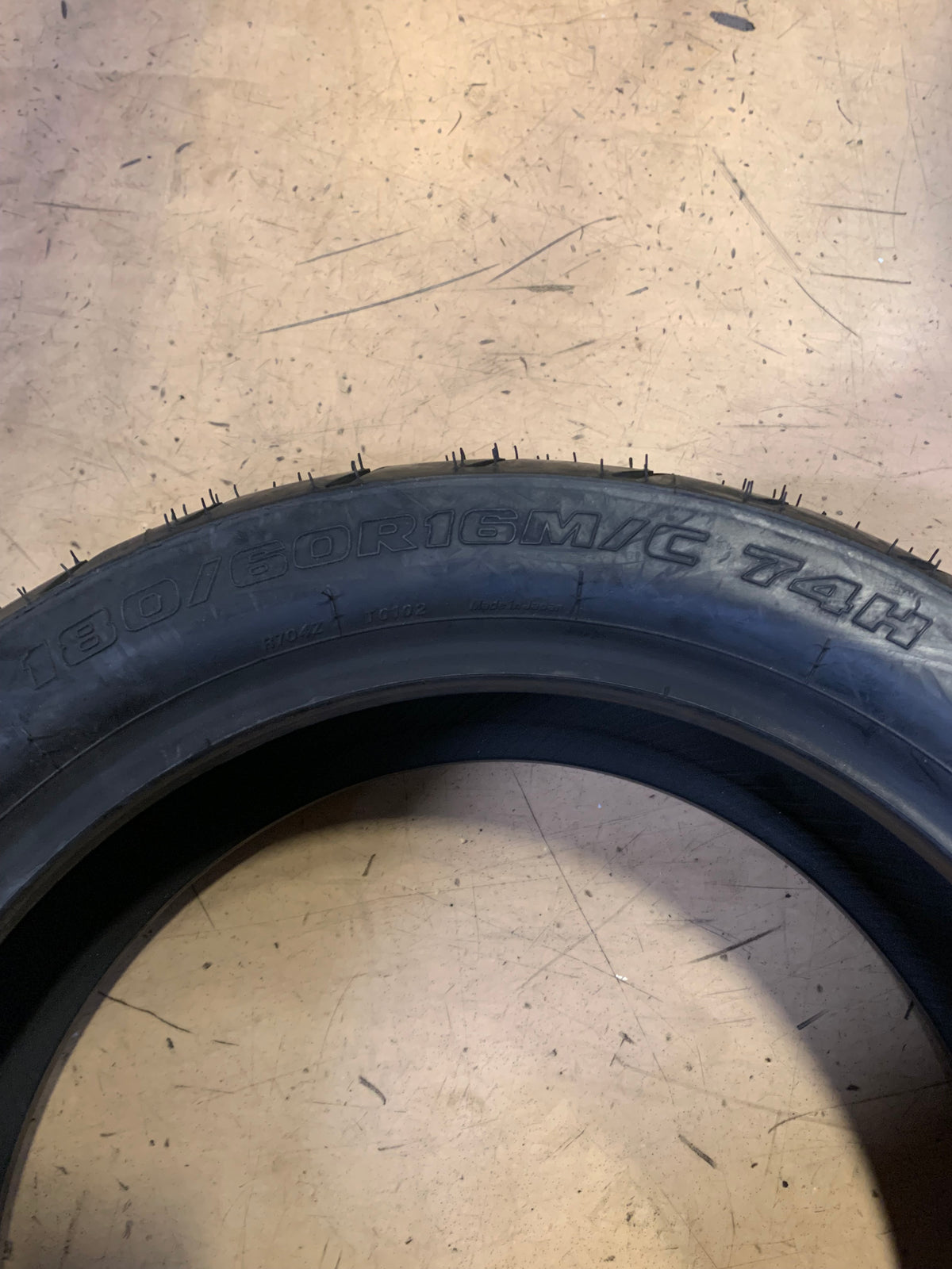 BRIDGESTONE EXEDRA G704 BSW  180 60 16 74H REAR MOTORCYCLE TIRE 70627