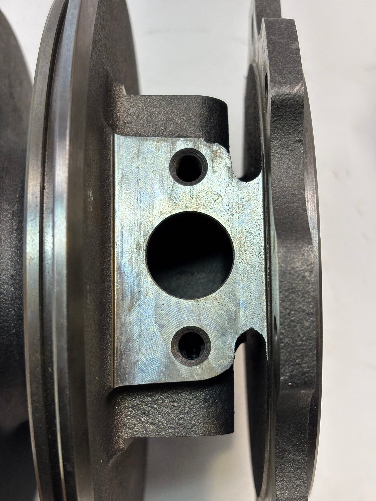 BEARING HOUSING  FOR CAT 637568 137568