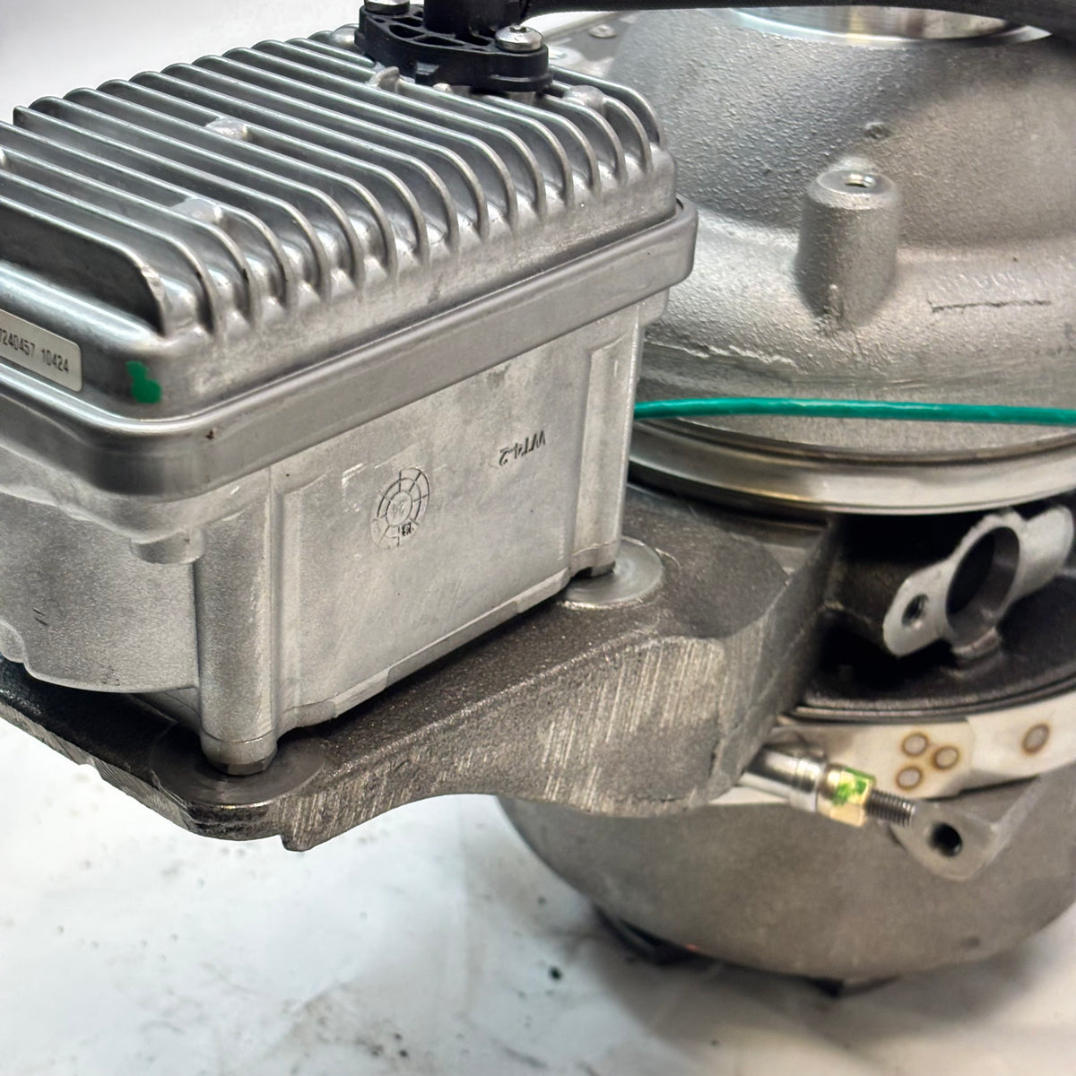 REMAN JOHN DEERE BORG WARNER TURBOCHARGER DAMAGED SE502446
