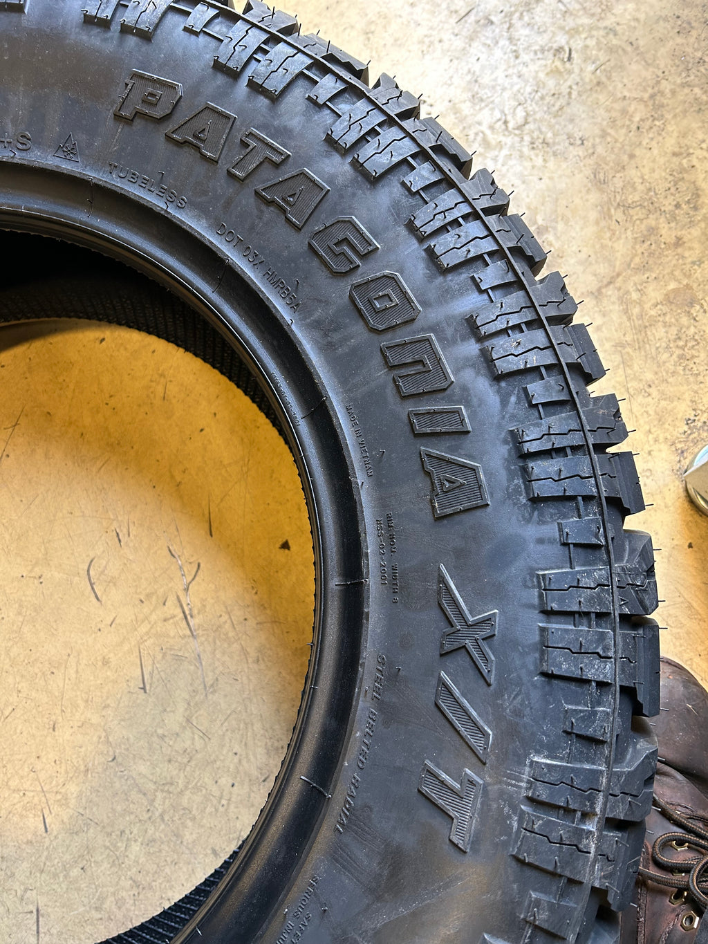 4 MILESTAR PATAGONIA X/T BSW P 275 65 18 116T RUGGED TERRAIN TIRE 24531011