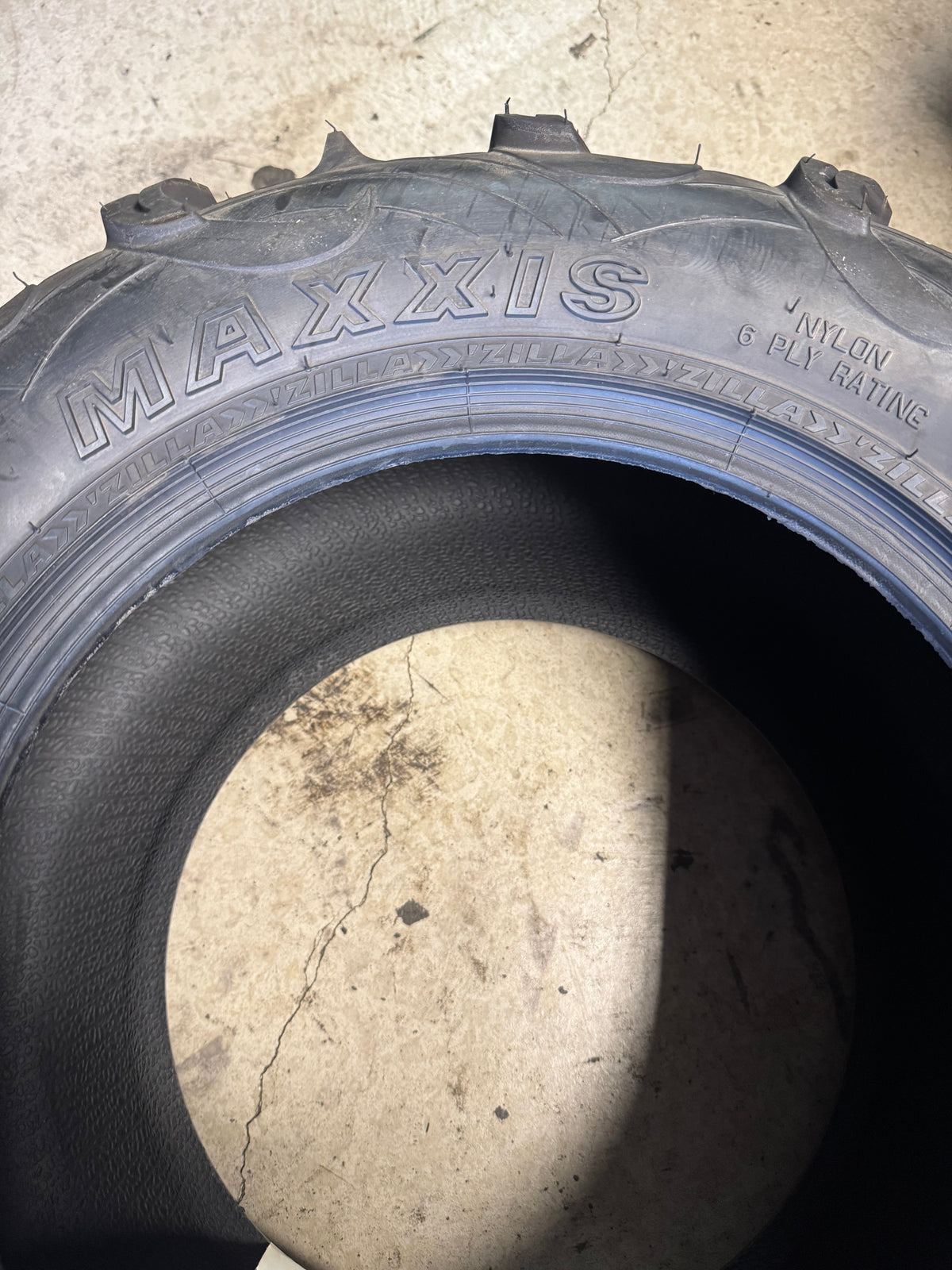 NOS MAXXIS ZILLA BSW  28 11 14 6PLY ATV/UTV TIRE MXZ28X1114