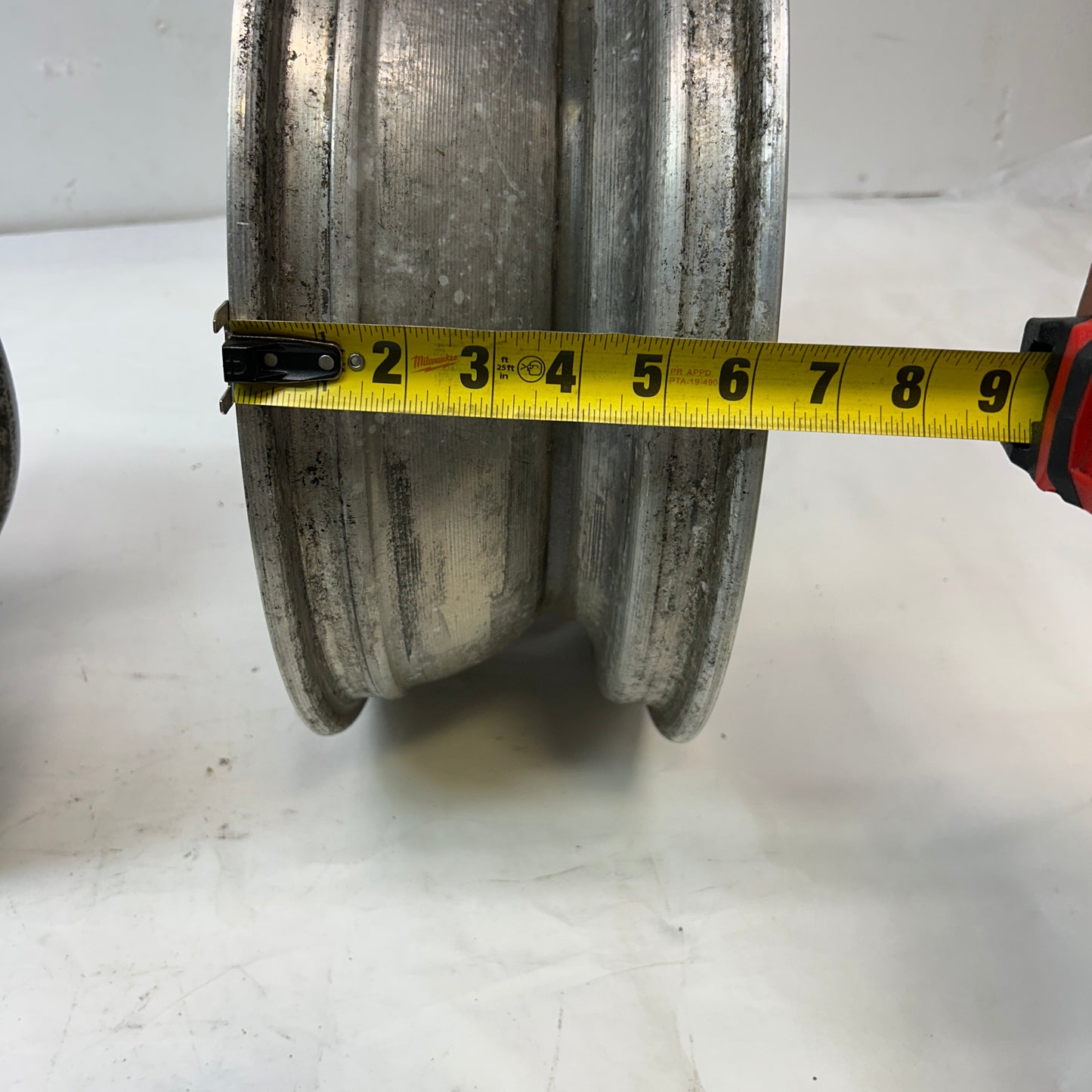 USED PAIR OF ALUMINUM WHEEL OFF ROAD 15X5 5X205