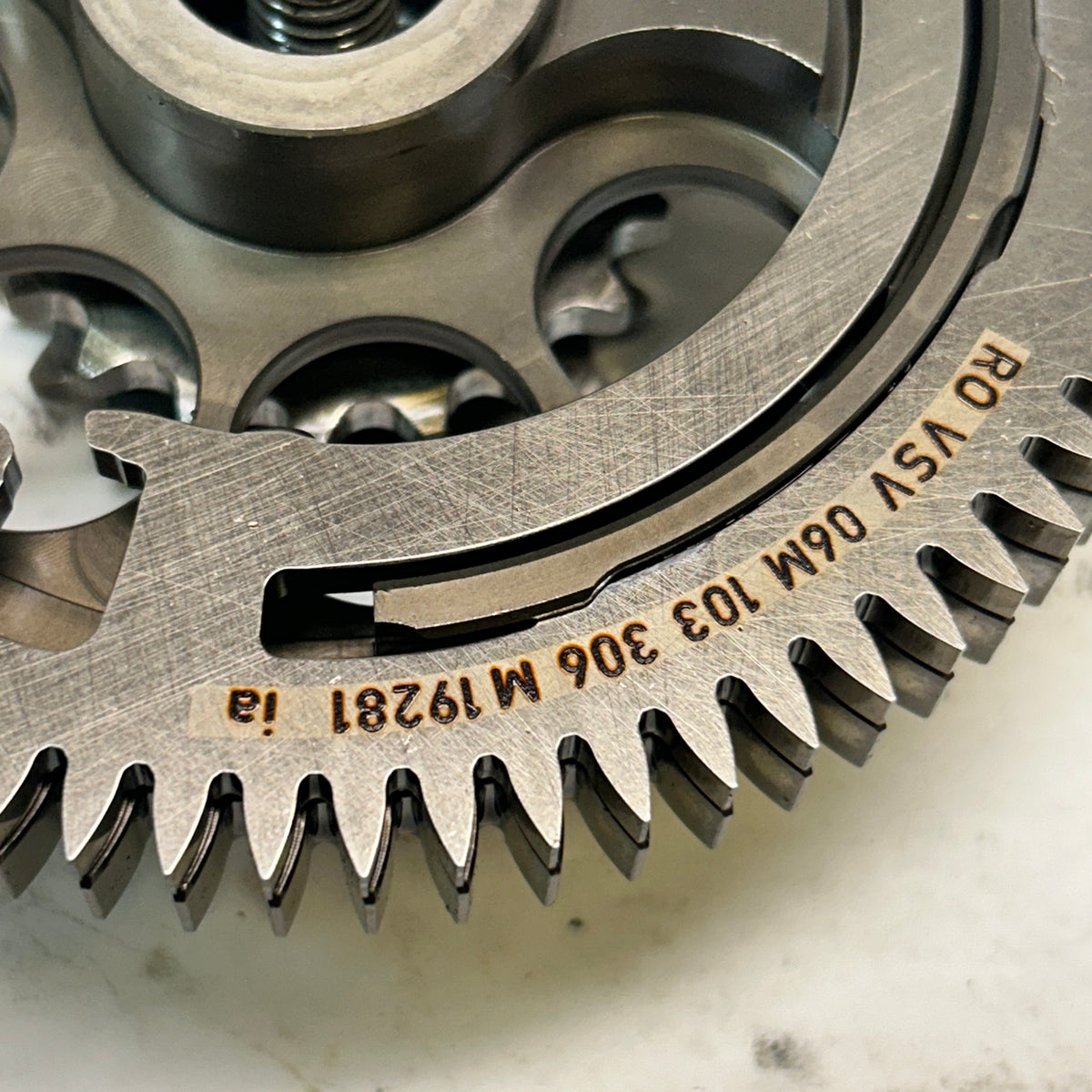 USED PORSCHE ENGINE TIMING GEAR CAYENNE 19-25 PAB103293
