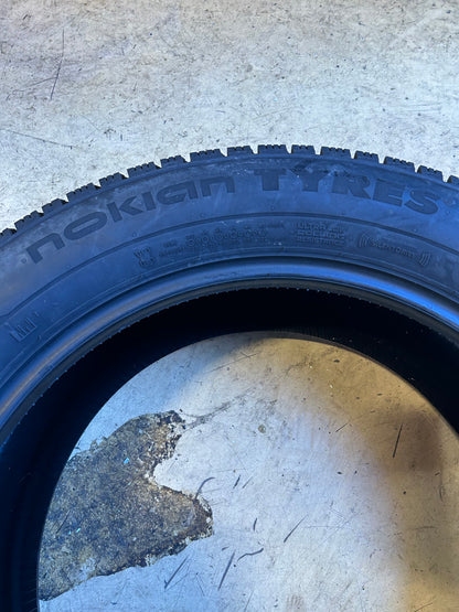 NOKIAN HAKKAPELIITTA R5 EV BSW P 235 55 18 104R XL WINTER TIRE T432212