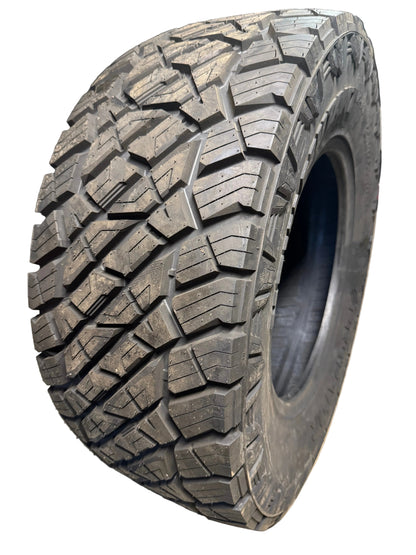 NOS PREDATOR NEW MUTANT X-AT BSW LT 33 12.5 17 120Q 10PLY ALL TERRAIN TIRE PRXAT08SF