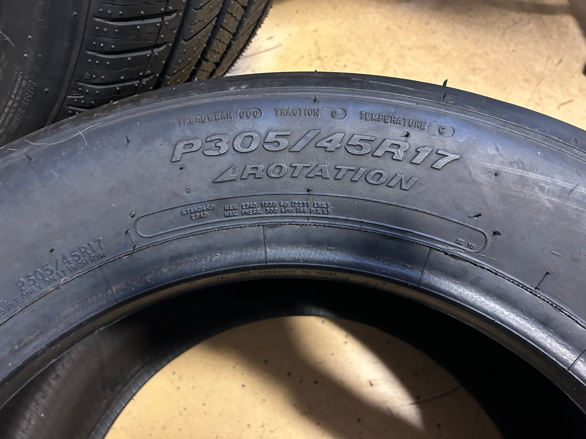 MICKEY THOMPSON ET STREET R BSW P 305 45 17   TRACK COMPETITION TIRE 315090004