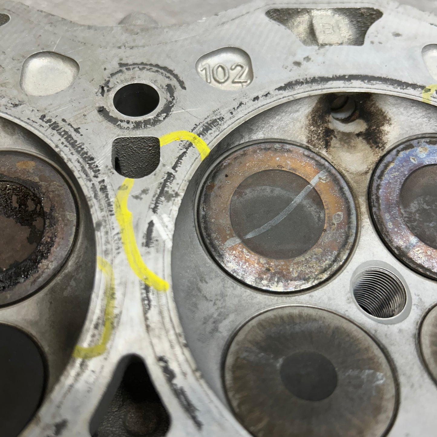 PORSCHE 911 11-16 CARRERA S 4S GTS RIGHT CYLINDER HEAD 9A1 104 112 8R