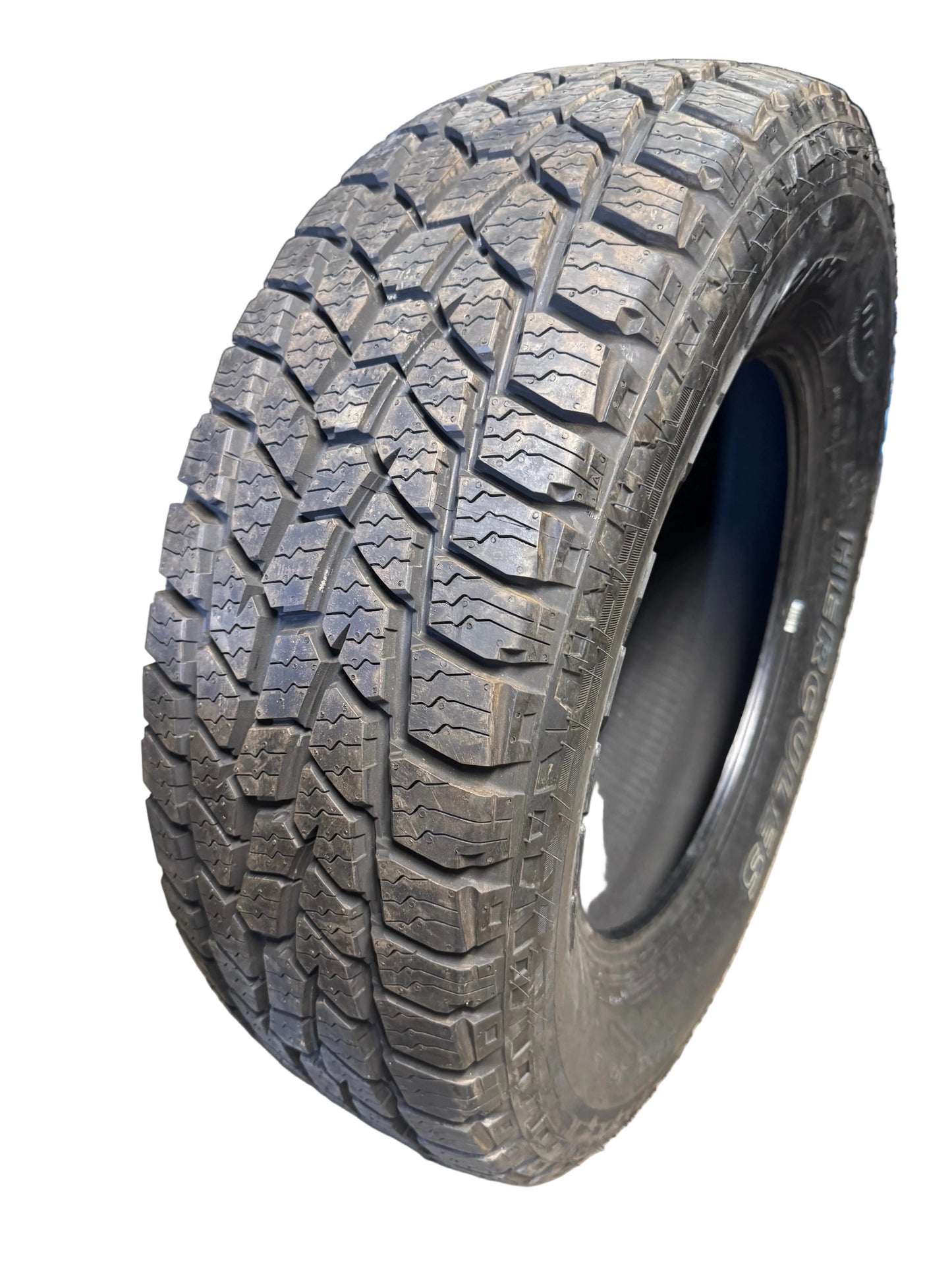 NOS HERCULES TERRA TRAC ATII OWL P 245 70 17 110T ALL TERRAIN TIRE 04368