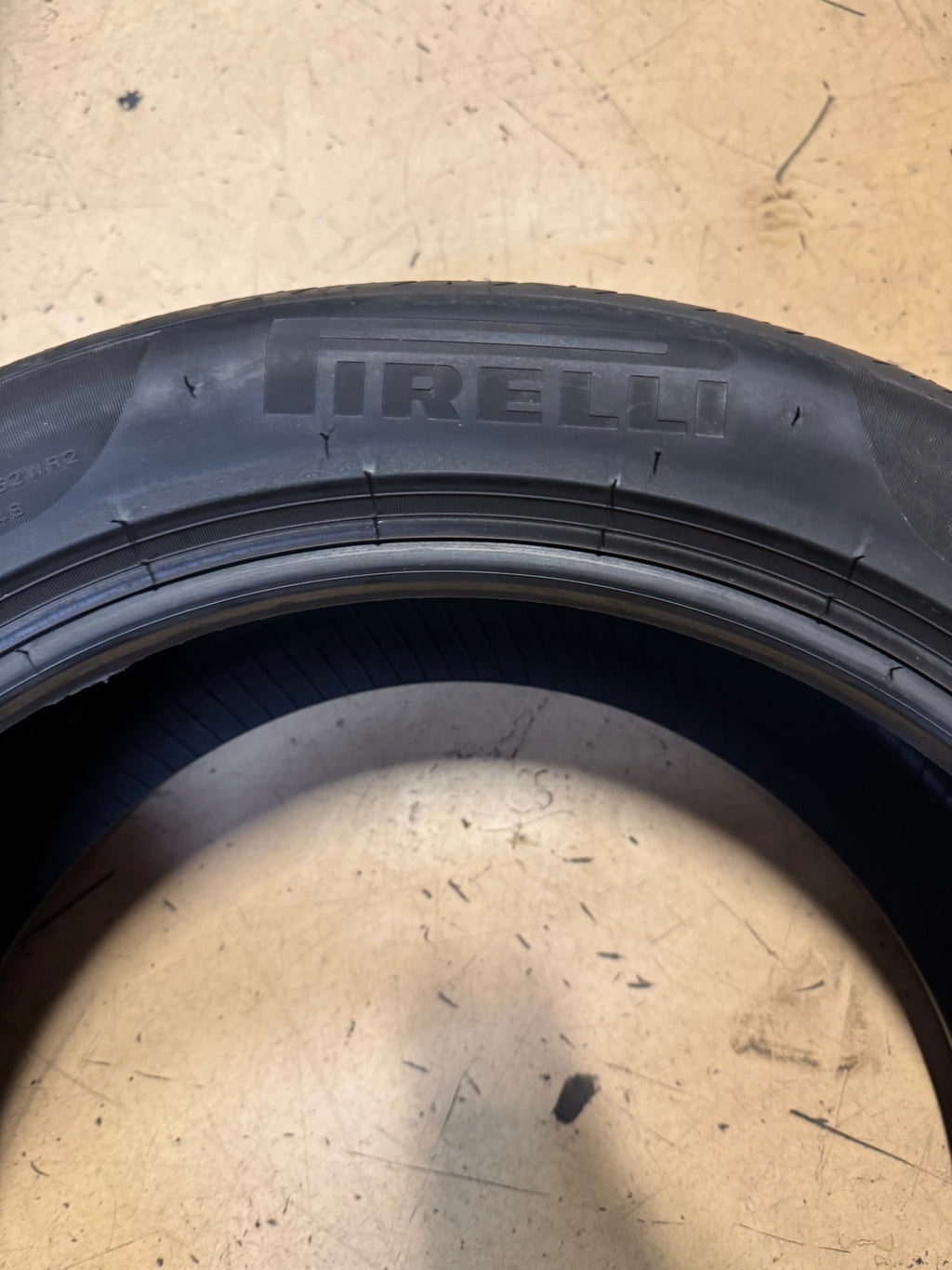 2 NOS PIRELLI P ZERO (MO) BSW P 255 45 19 104Y XL UHP SUMMER TIRE 2035100