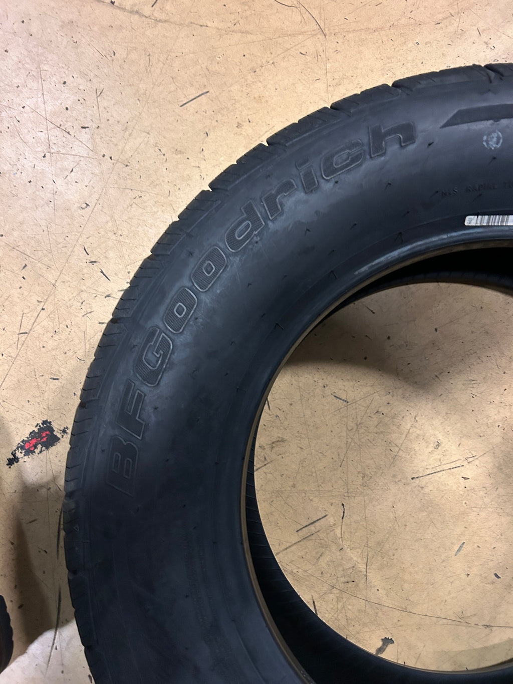 BFGOODRICH ADVANTAGE CONTROL BSW P 245 65 17 107T ALL SEASON TIRE 29387