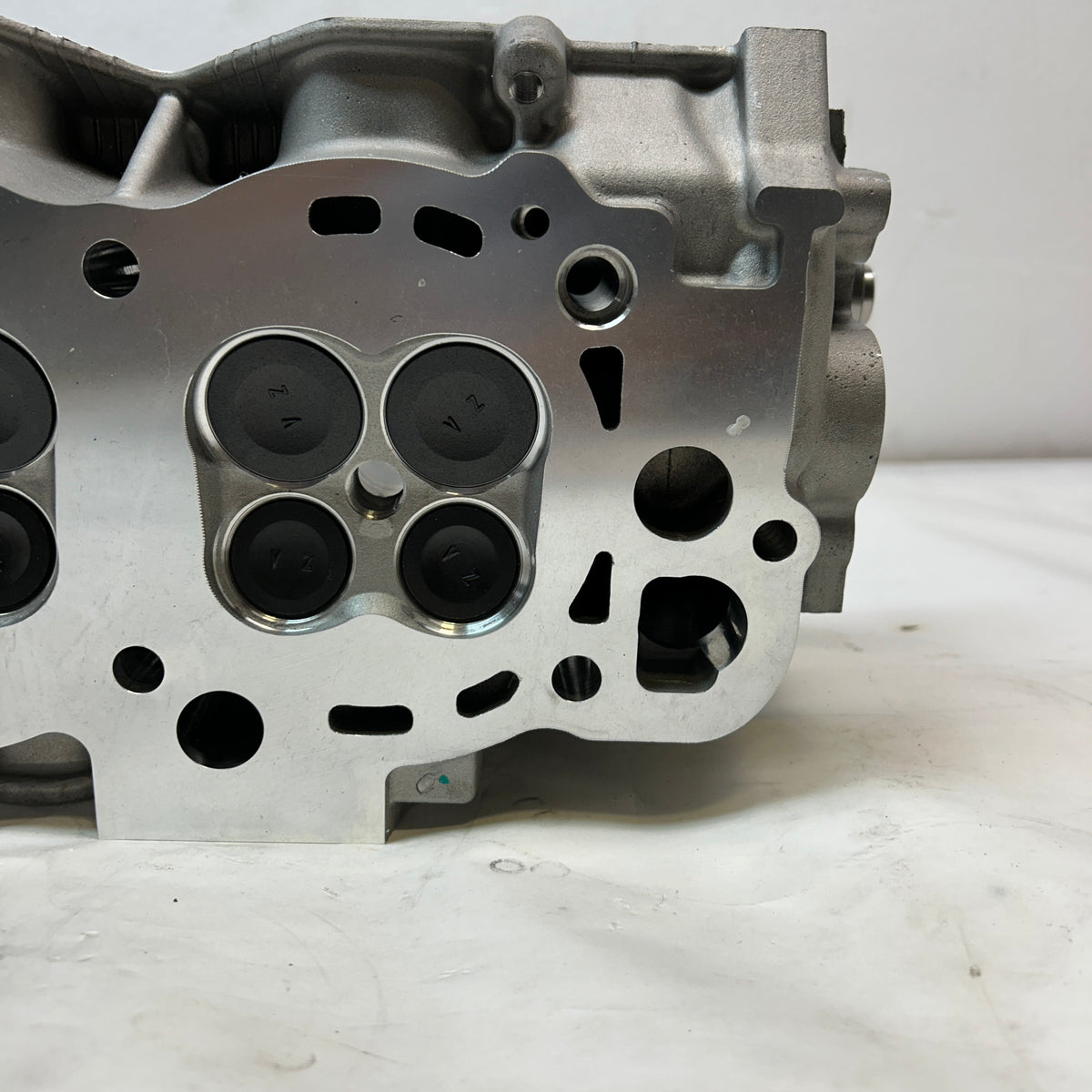 LEFT CYLINDER HEAD FIT 95-04 TOYOTA 4RUNNER TACOMA TUNDRA T100 3.4 DOHC 5VZFE
